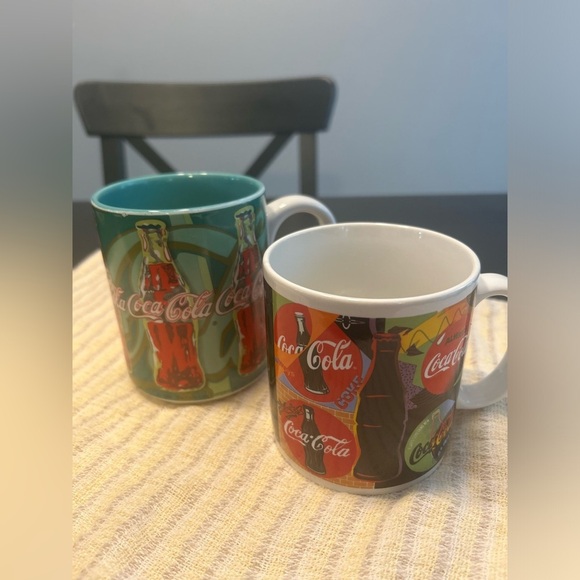Vintage Coca-Cola coffee Mugs (set of two) - Picture 1 of 9